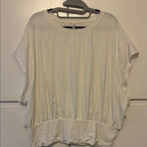 HALARA Women's Cream Blouse